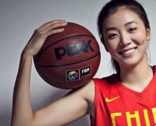 打篮球女生网红吃瓜视频,一场青春与潮流的碰撞